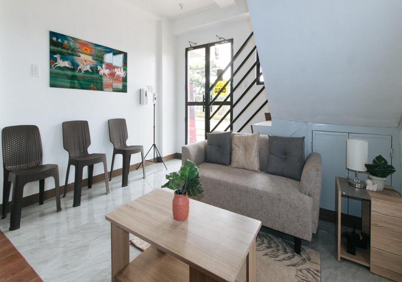 Reddoorz Near Iloilo International Airport 호텔 Cabatuan 외부 사진