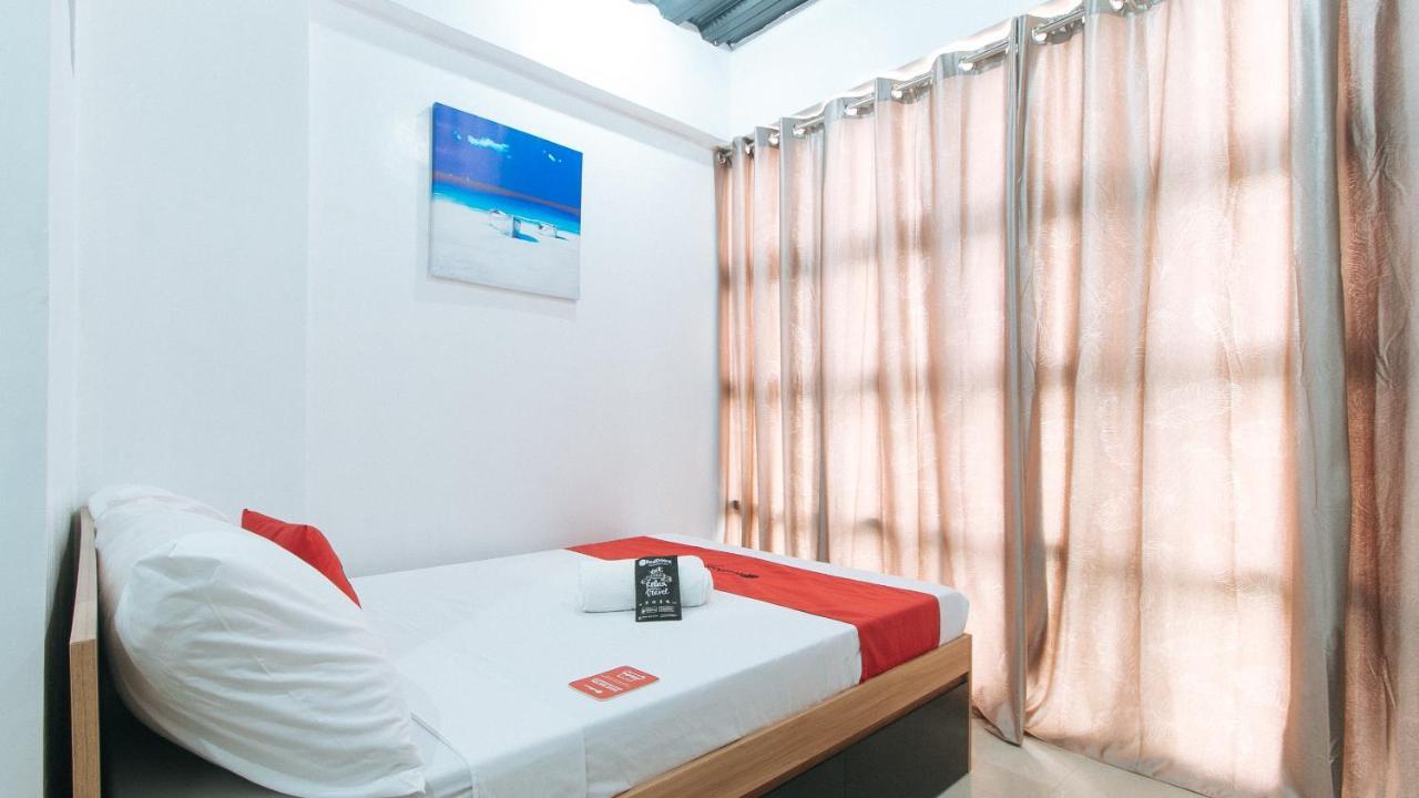 Reddoorz Near Iloilo International Airport 호텔 Cabatuan 외부 사진