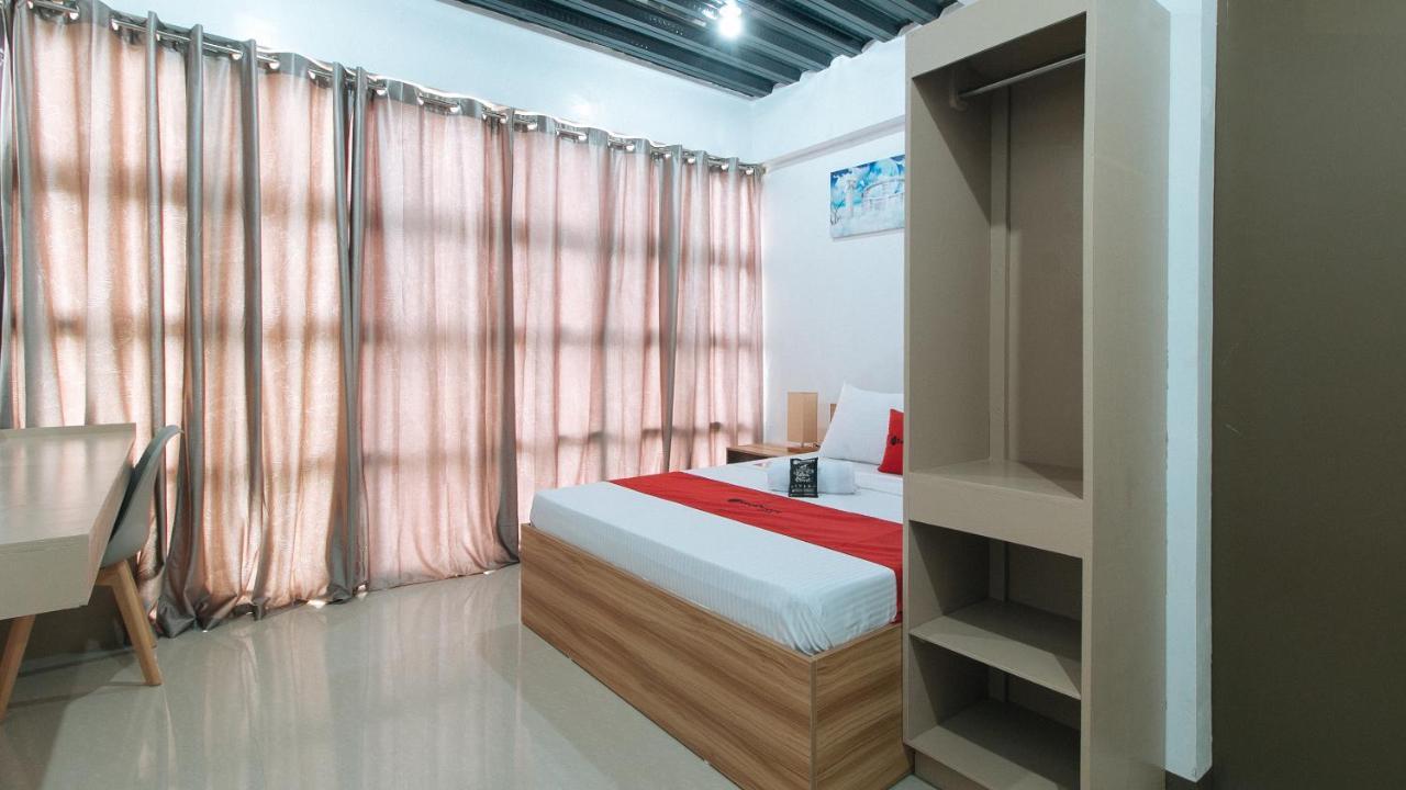 Reddoorz Near Iloilo International Airport 호텔 Cabatuan 외부 사진